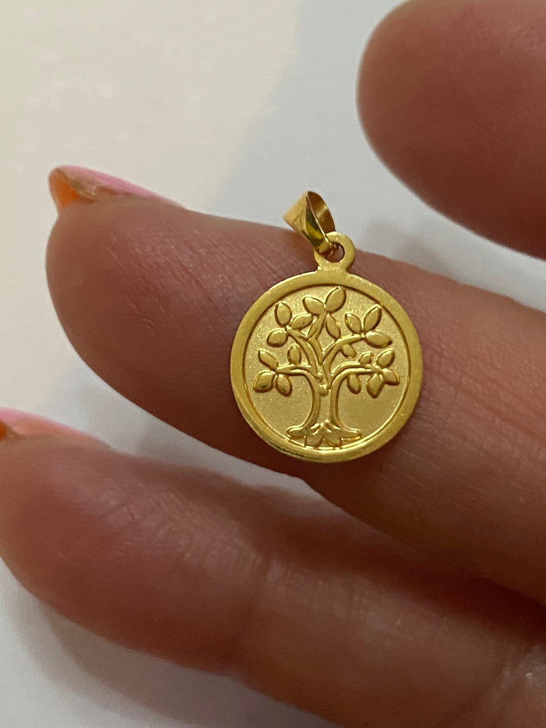 9ct pre owned tree of life