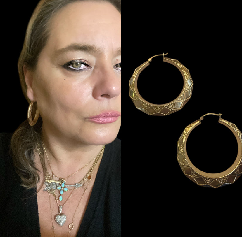 9ct vintage / pre owned hoop earrings. hollow 5.6g