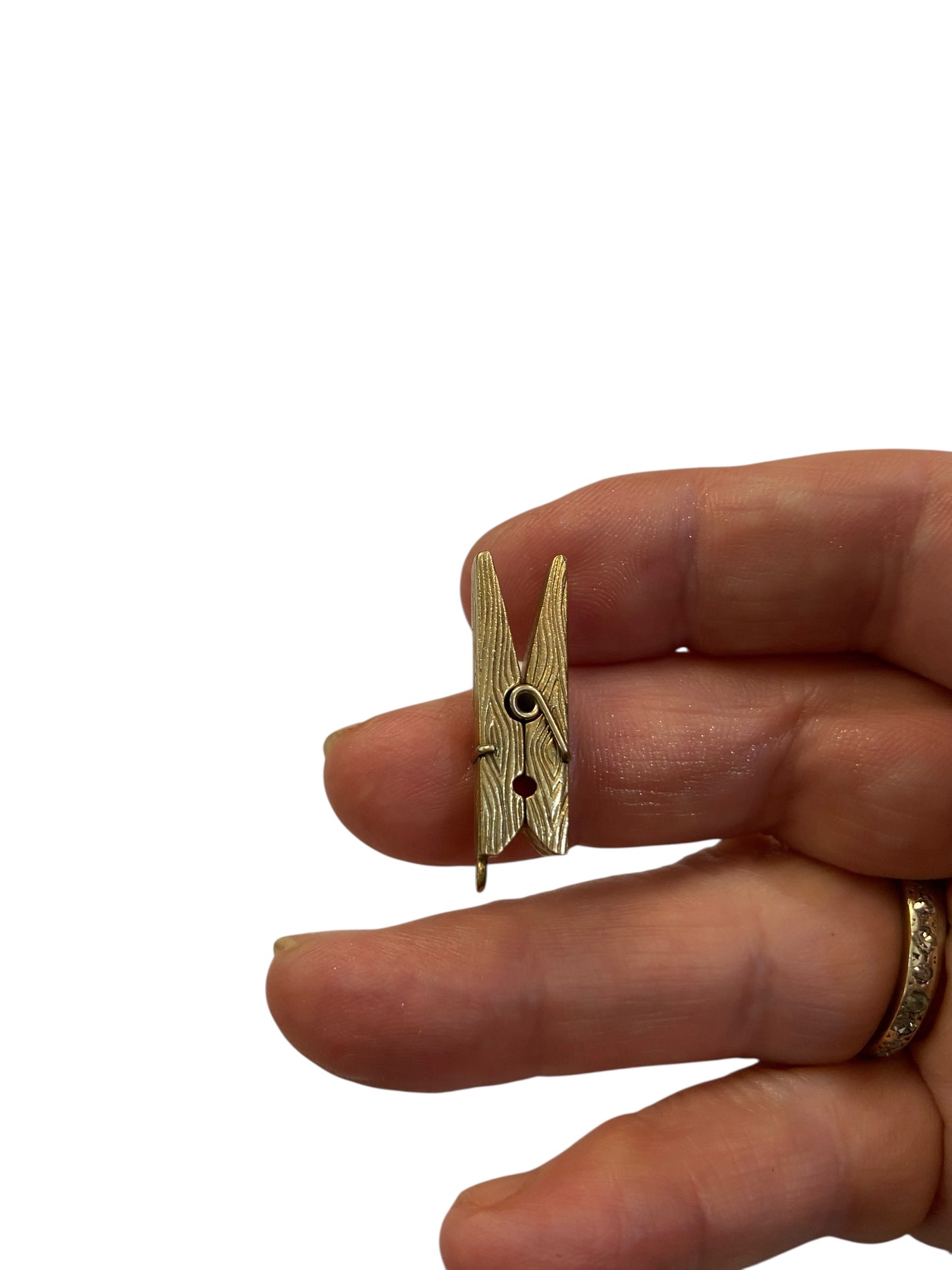 9ct vintage peg charm, articulated. circa 1967 London maker FM