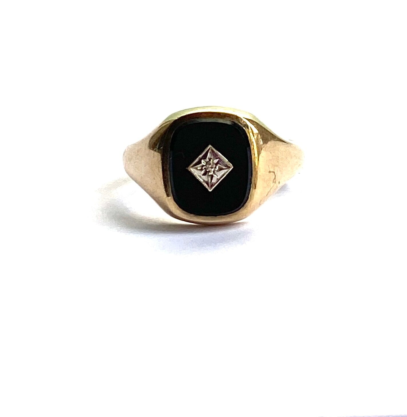 9CT VINTAGE ONYX AND DIAMOND RING SIZE V