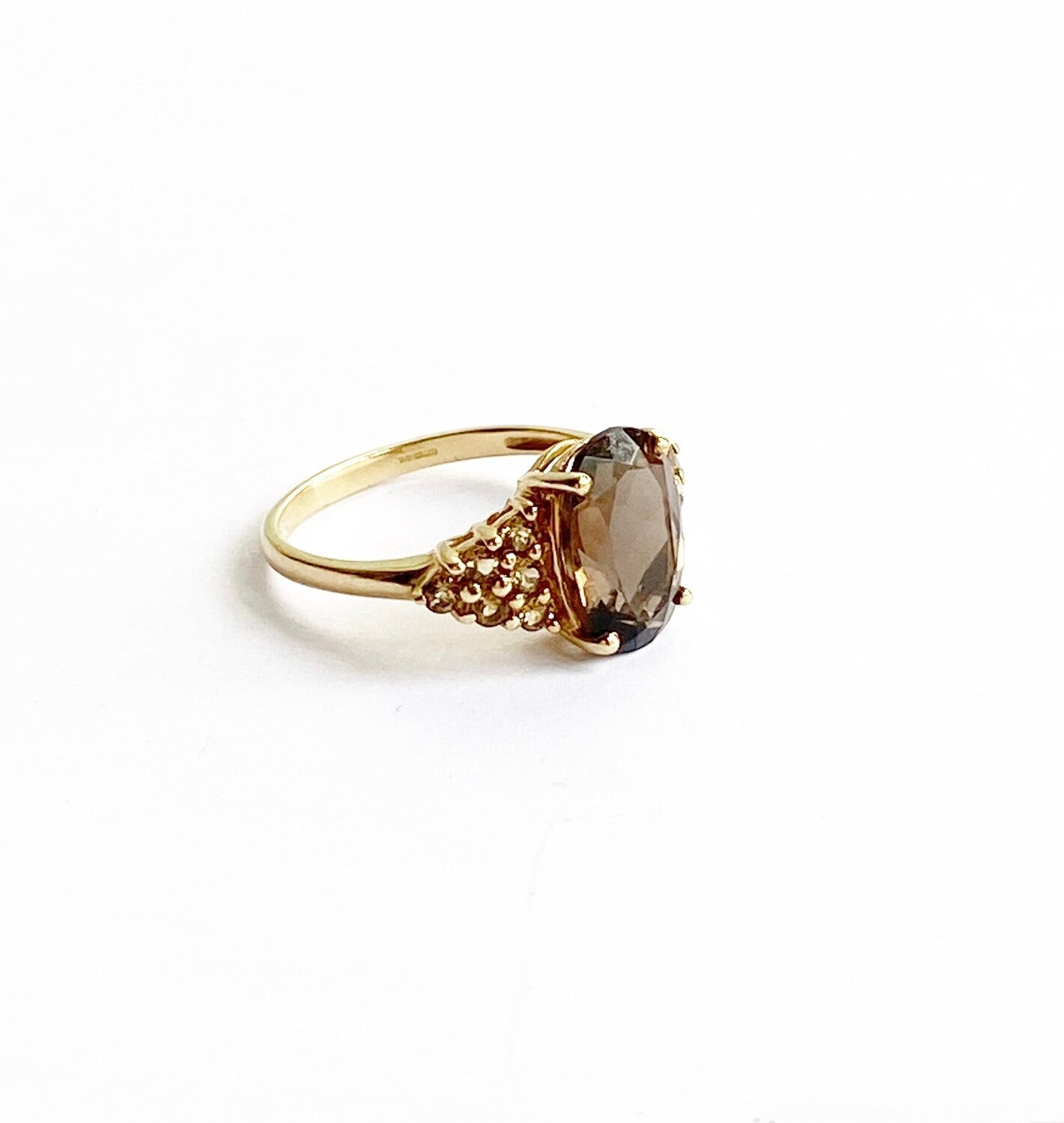 9ct pre owned smokey quartz and citrine ring size P