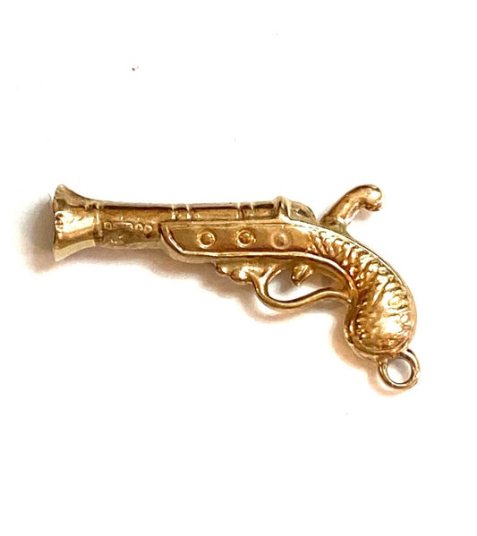 9ct vintage gun flintlock  charm