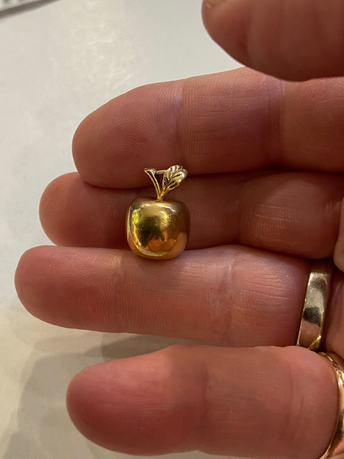 9ct vintage gold hollow apple charm / pendant