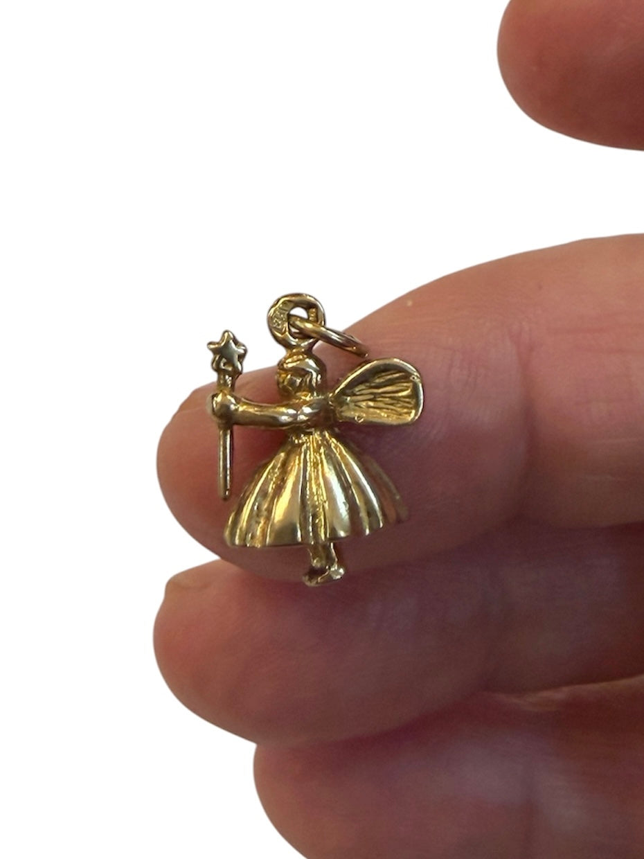 9ct vintage fairy godmother charm , 2.08g