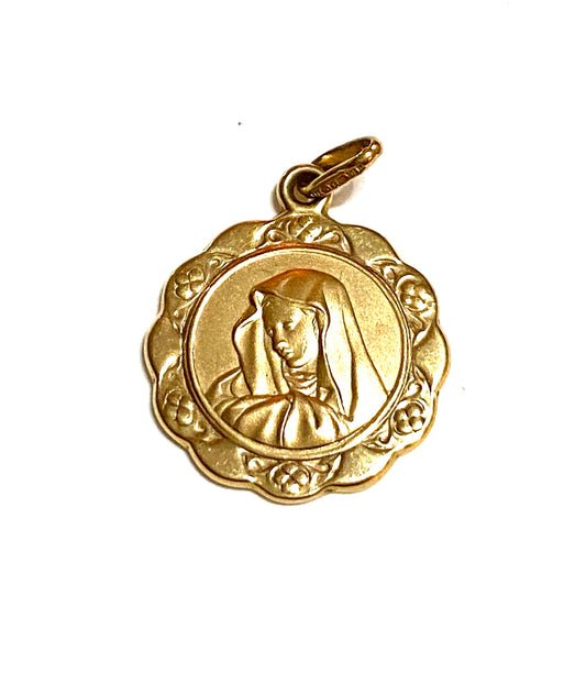 9ct vintage madonna / Mary pendant charm