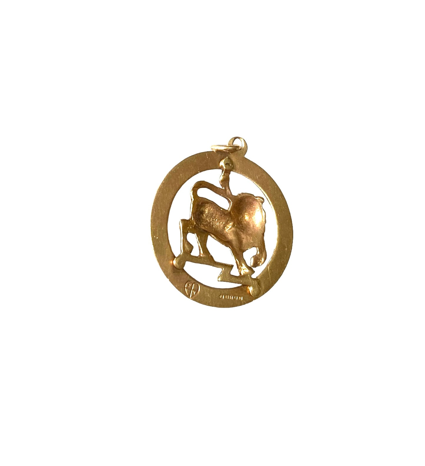 9ct Leo vintage charm / pendant lion circa 1978