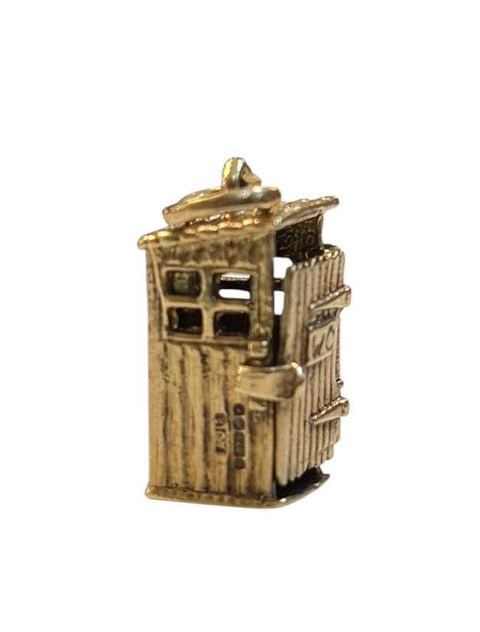 9ct vintage outdoor toilet W.C charm circa 1967 signed chim. 4.17g