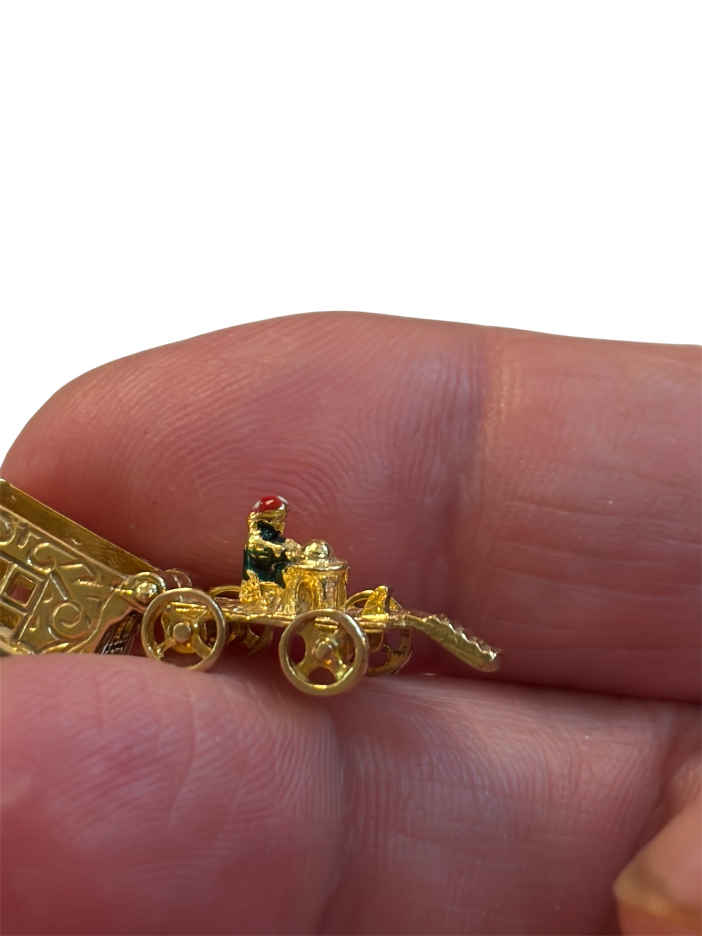 9ct vintage gypsy caravan charm circa 1970 by FM 3.47g