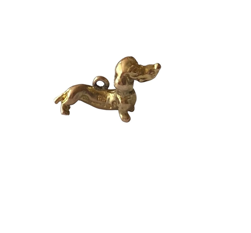 9ct vintage dachshund charm / pendant circa 1952