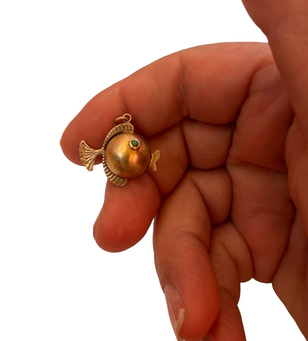 9ct vintage puffer fish charm circa 1962 maker LJ 3.9G