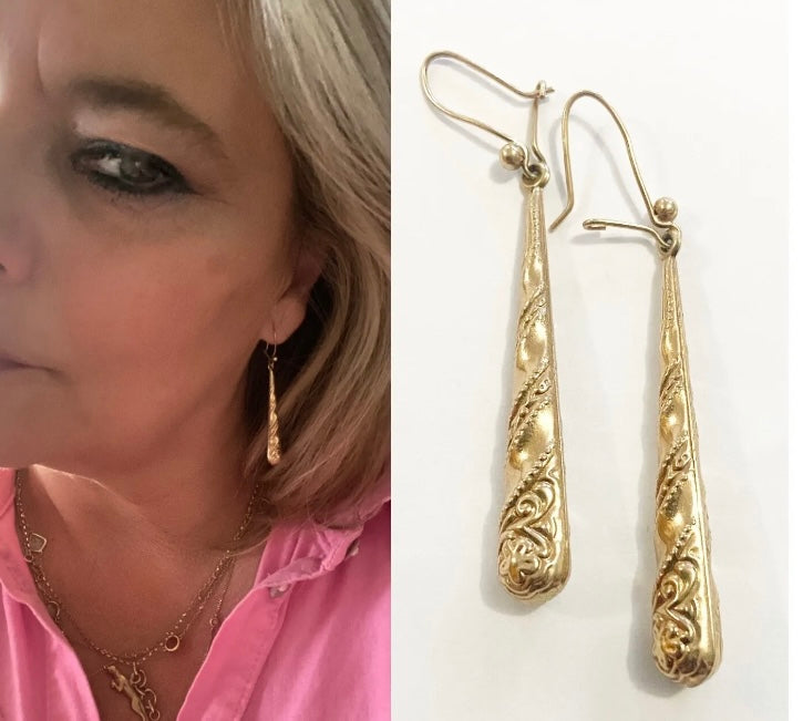 9ct pre owned gold drop earrings