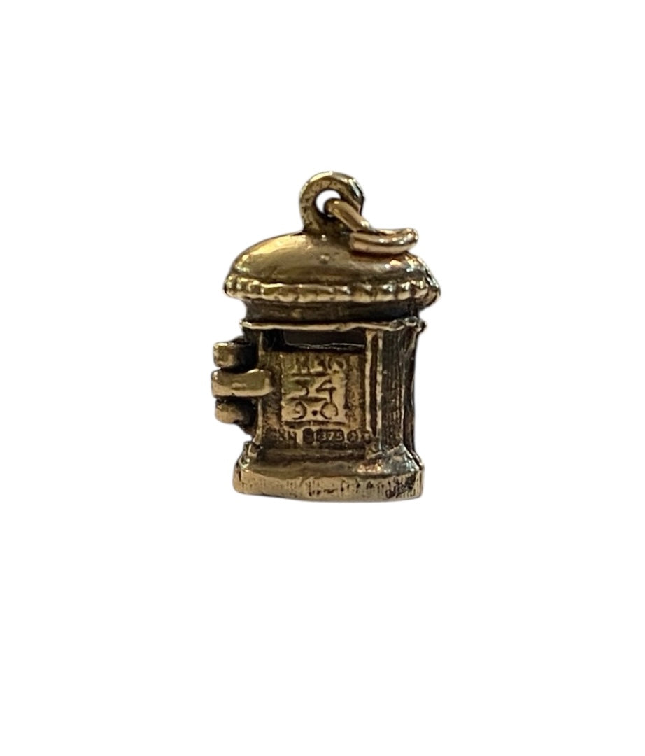 9ct vintage opening post box circa 1965 London