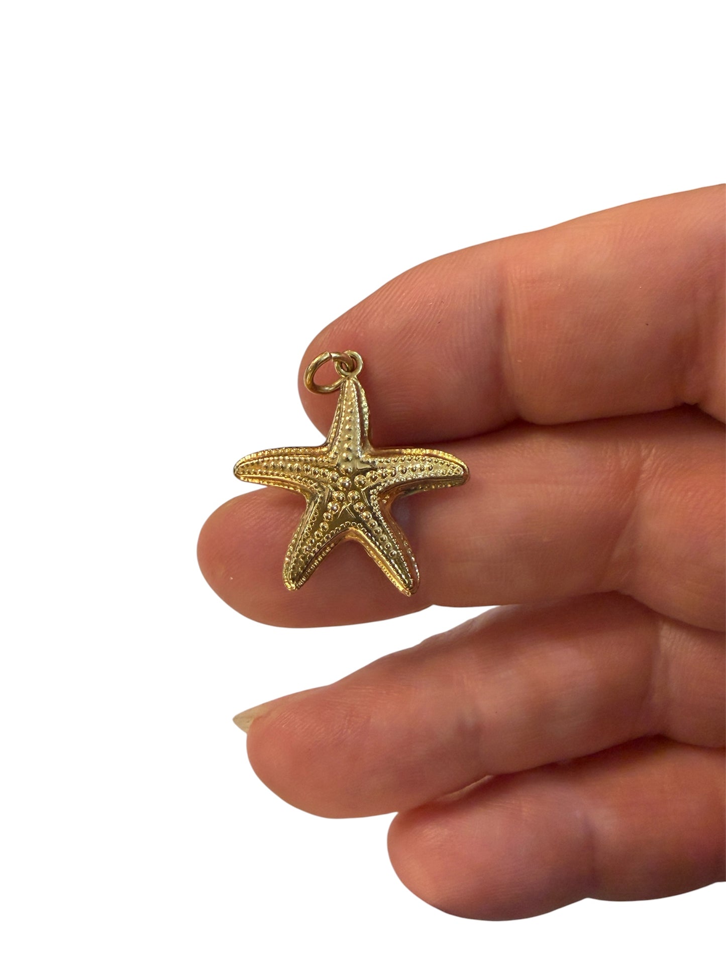 9ct vintage starfish charm / pendant circa 1966 by FM 1.09g