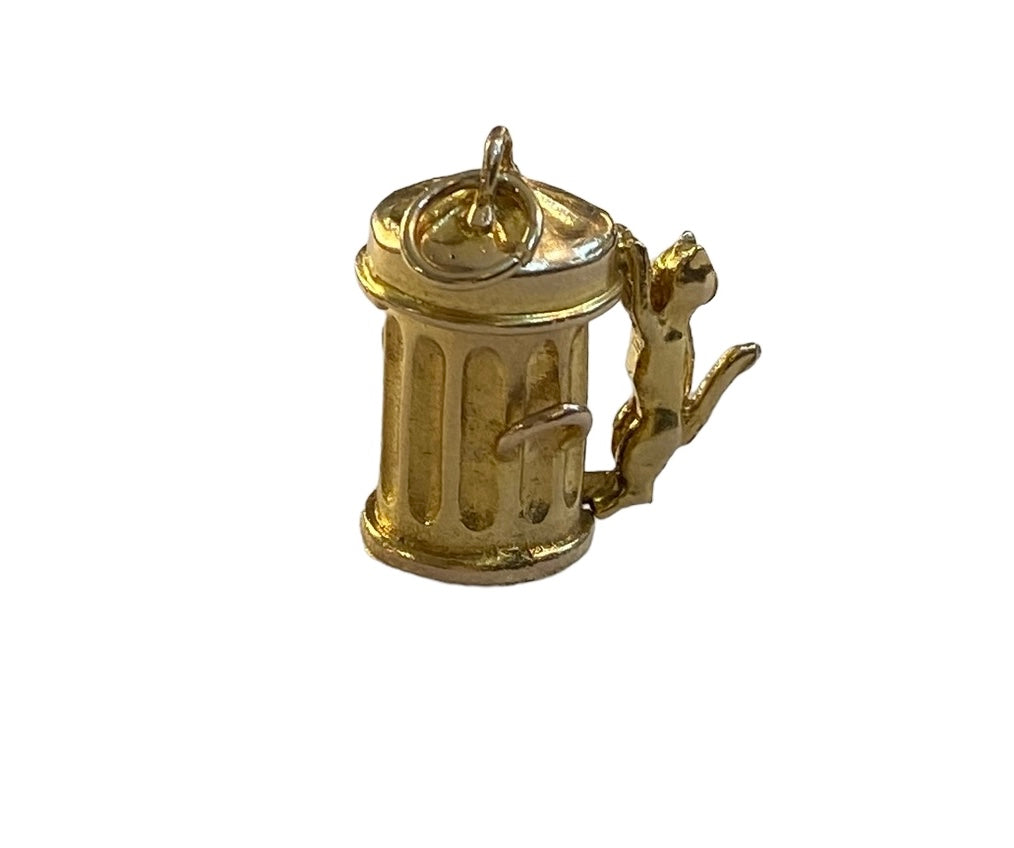 9ct vintage cat and bin charm opening with fish , circa London 1962