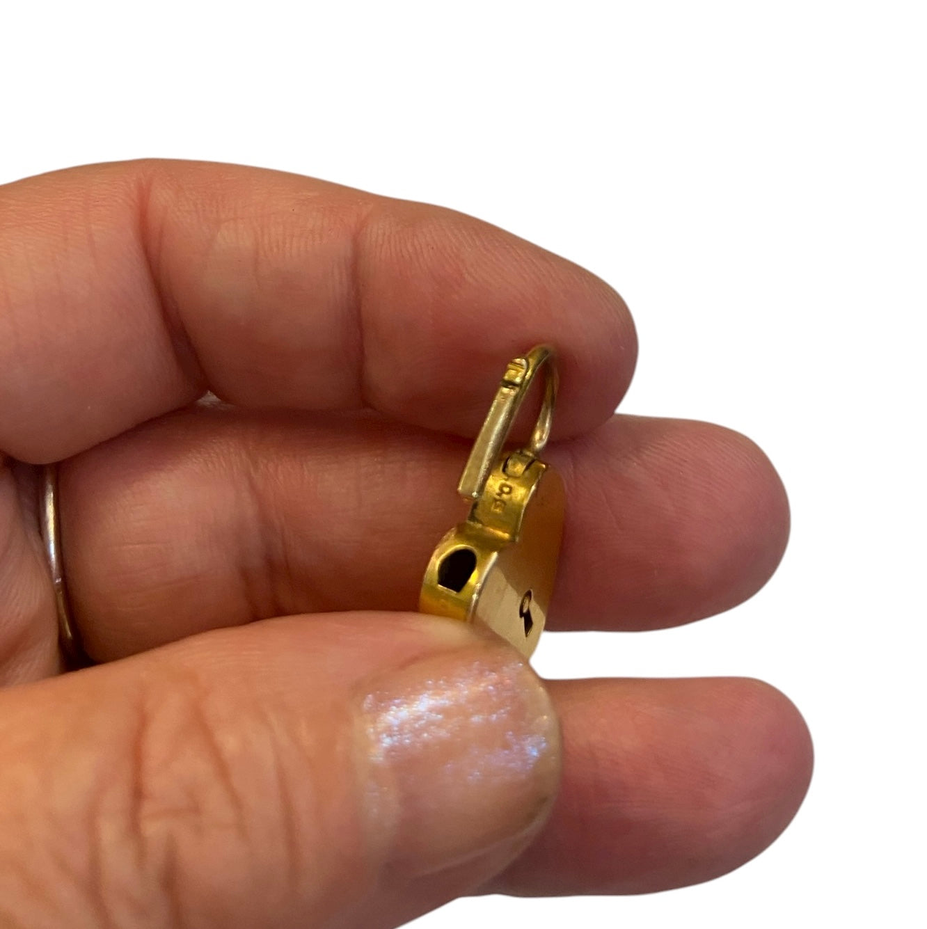 9ct Antique yellow gold padlock charm circa 1899