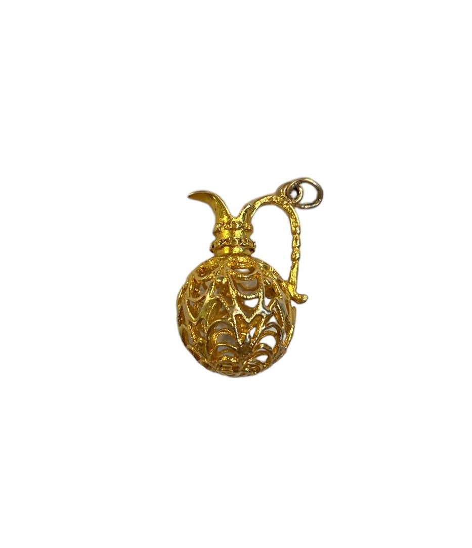 9ct vintage ornate jug charm. 3.4g