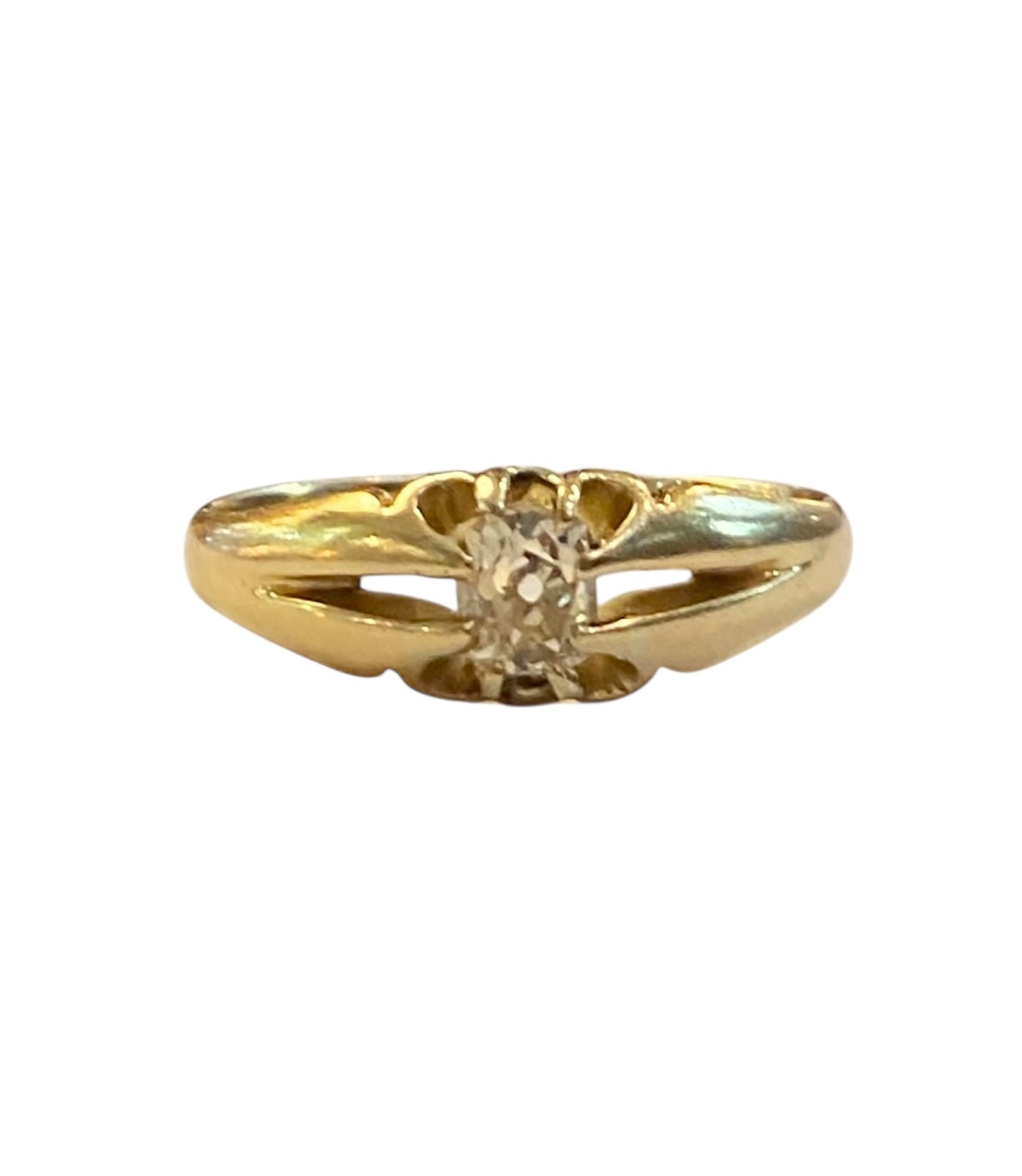18ct Edwardian diamond ring. mine cut diamond 0.50ct ring size T