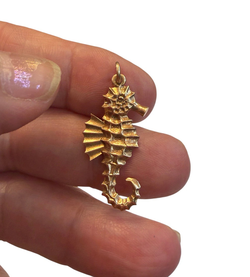 9ct vintage seahorse charm pendant circa 1972 by PPLD