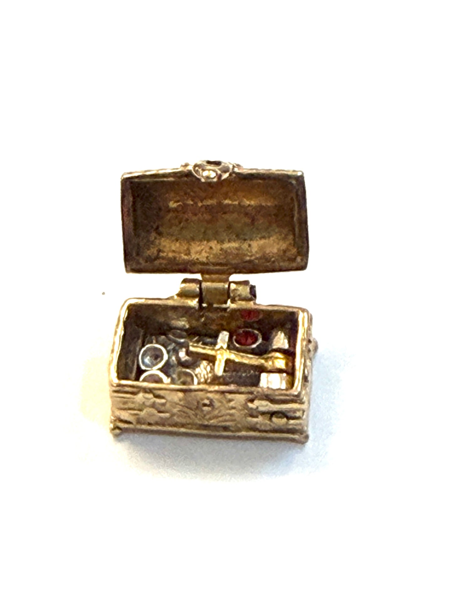 9ct vintage treasure chest charm opening charm circa 1986 3.9g