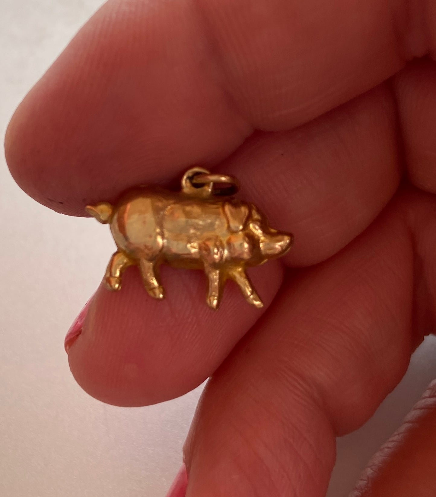 9ct vintage pig charm circa 1950s Hollow