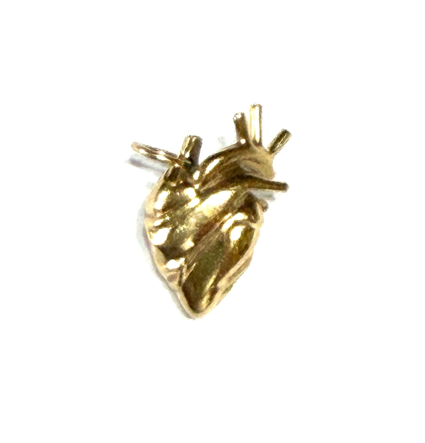 9ct preowned realistic heart charm / pendant 3.93g