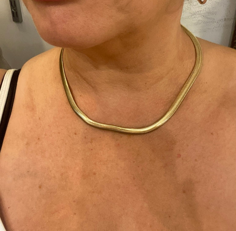 9ct vintage gold flat snake link necklace 27.1g