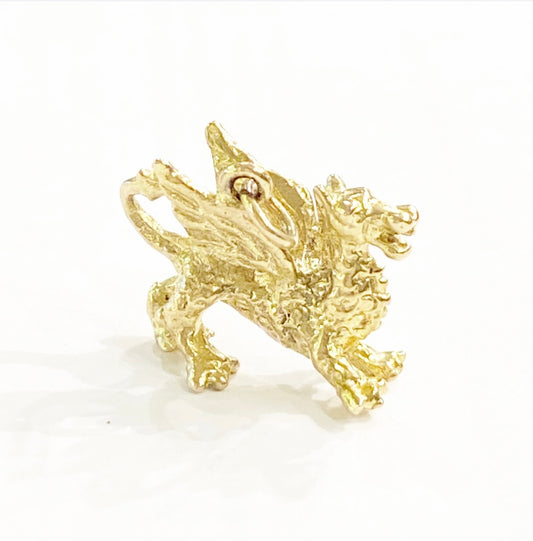 9ct vintage dragon charm circa 1972