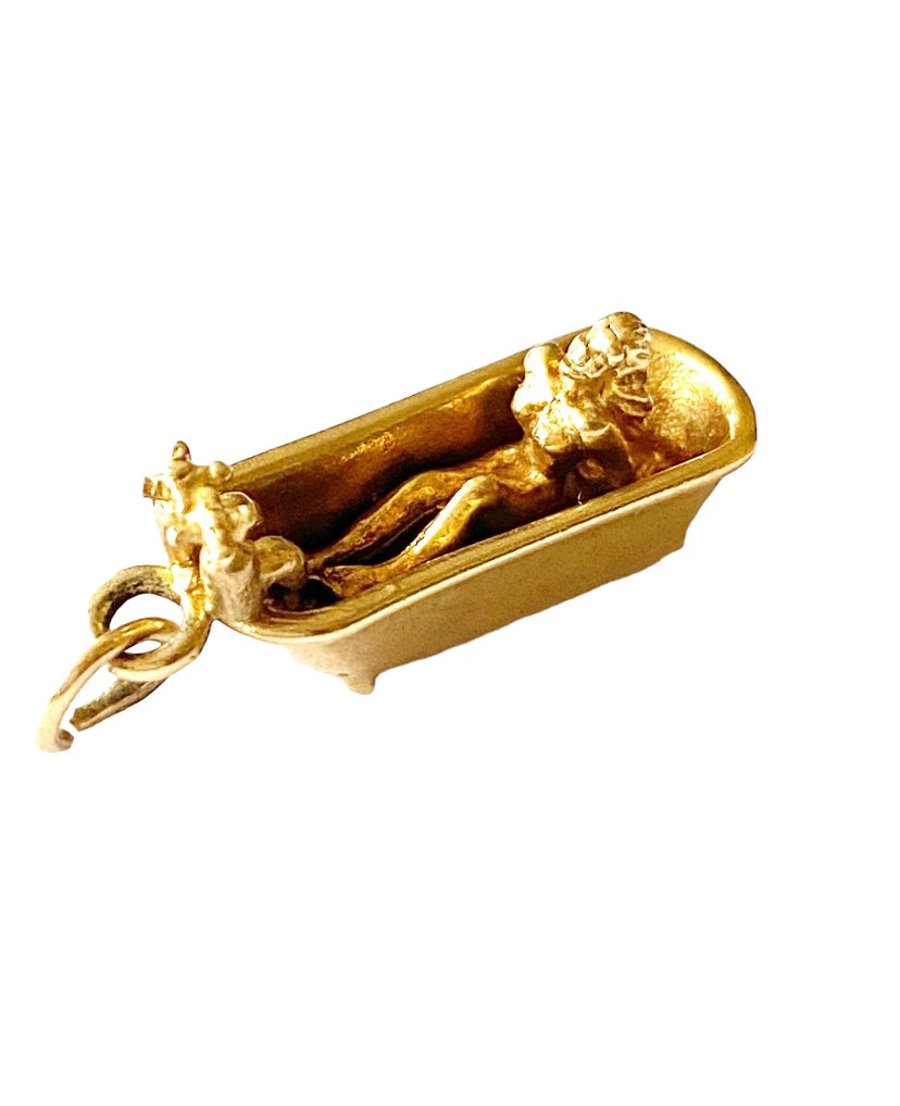 9ct vintage bath with nude lady  charm