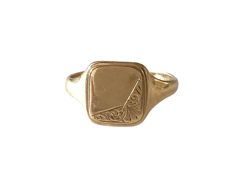 9ct vintage signet ring circa Chester 1955 ring size Q