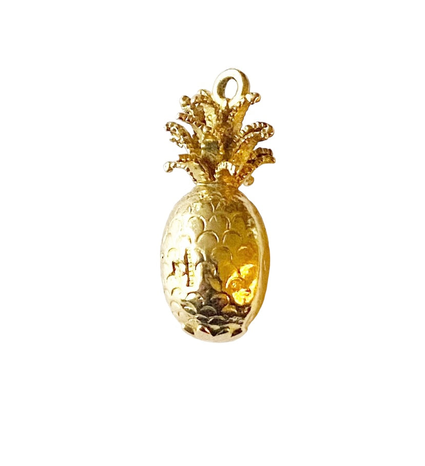 9ct pineapple charm vintage solid gold 4.4g