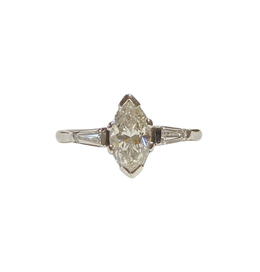 18ct white gold marquise diamond ring .0.85ct ring size M