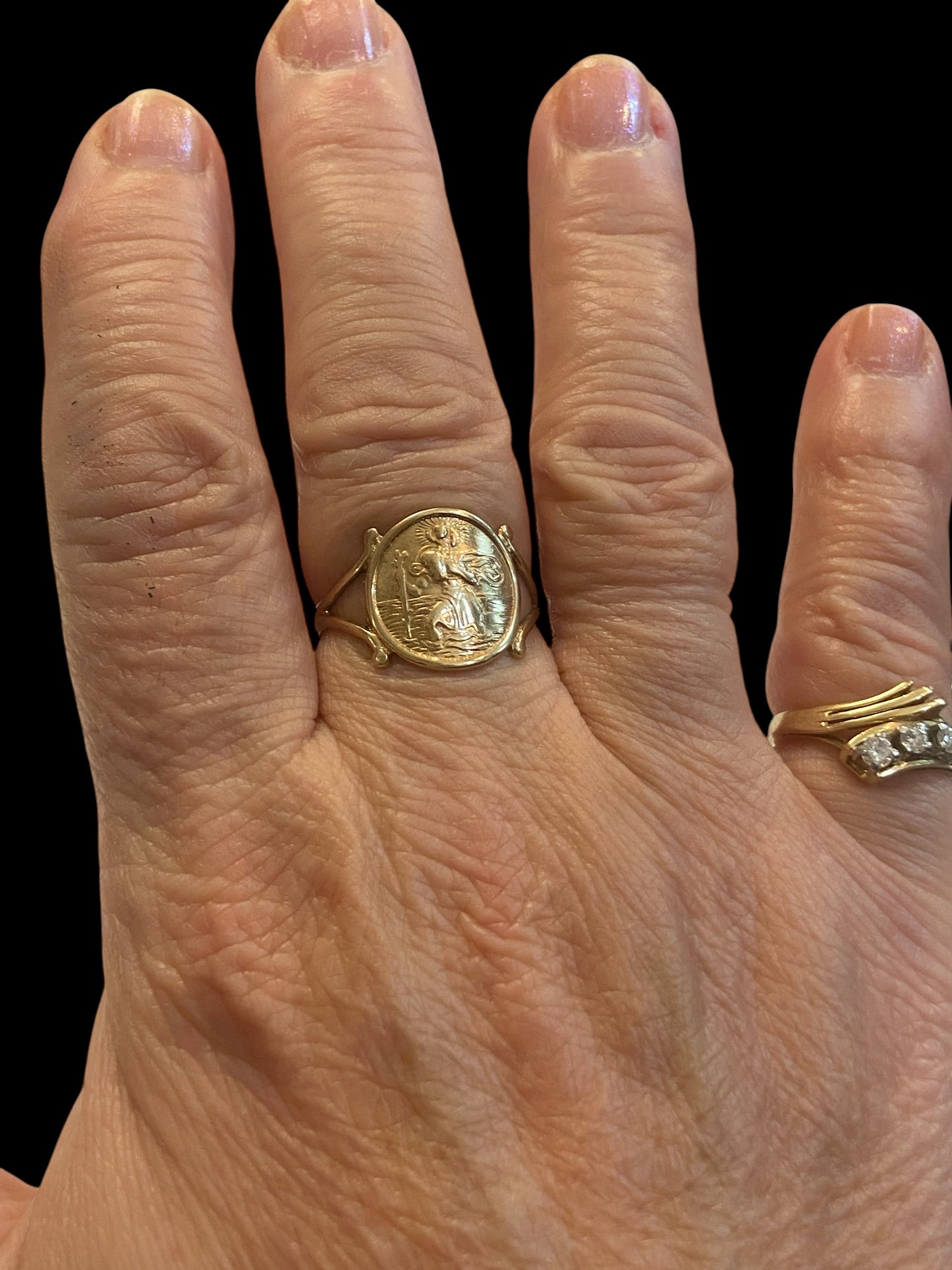 9CT VINTAGE ST CHRISTOPHER RING , SIZE S CIRCA 1985