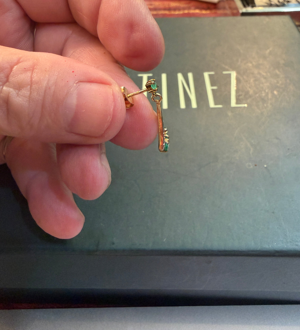 9ct vintage emerald drop earrings circa 1970 London,  1.7g