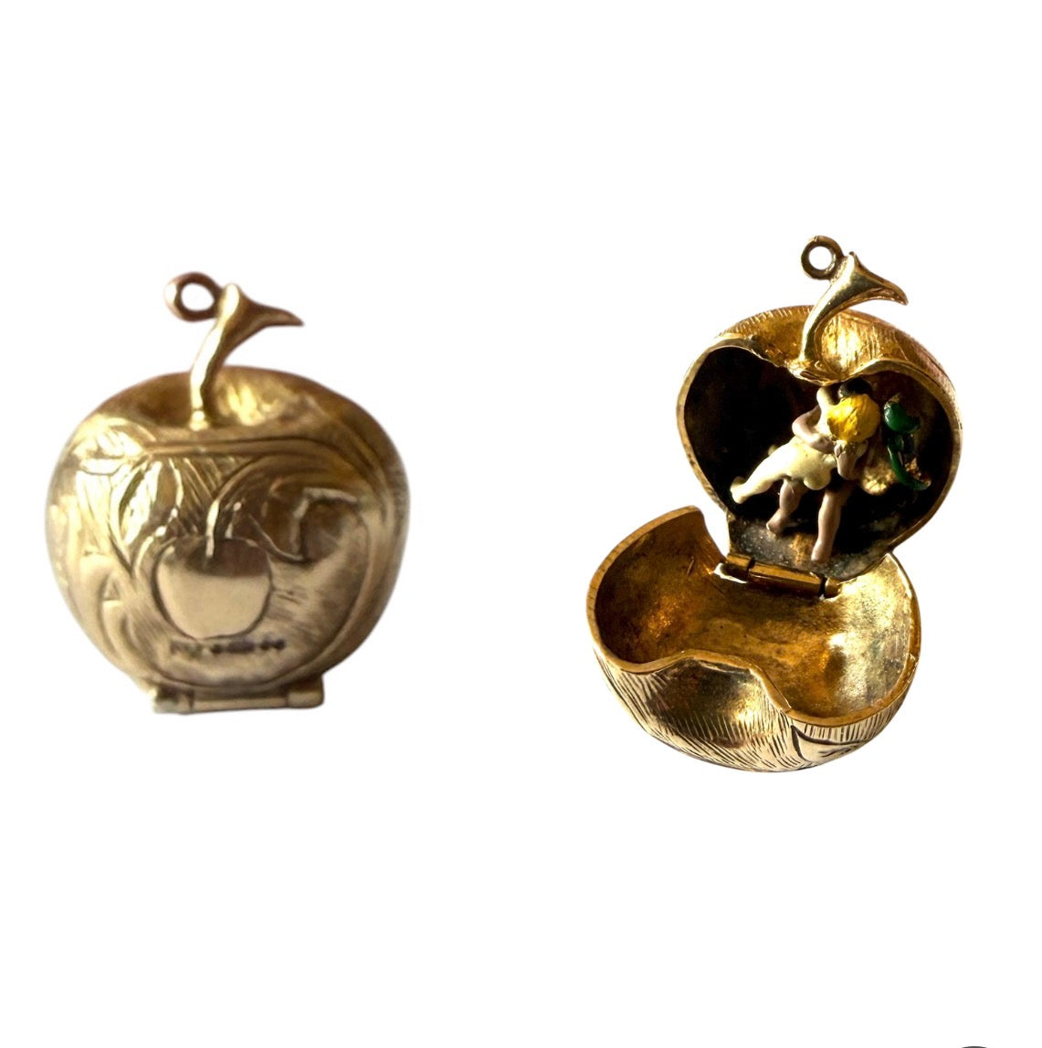 9ct vintage large apple charm / pendant with Adam and Eve circa 1968 7.88g