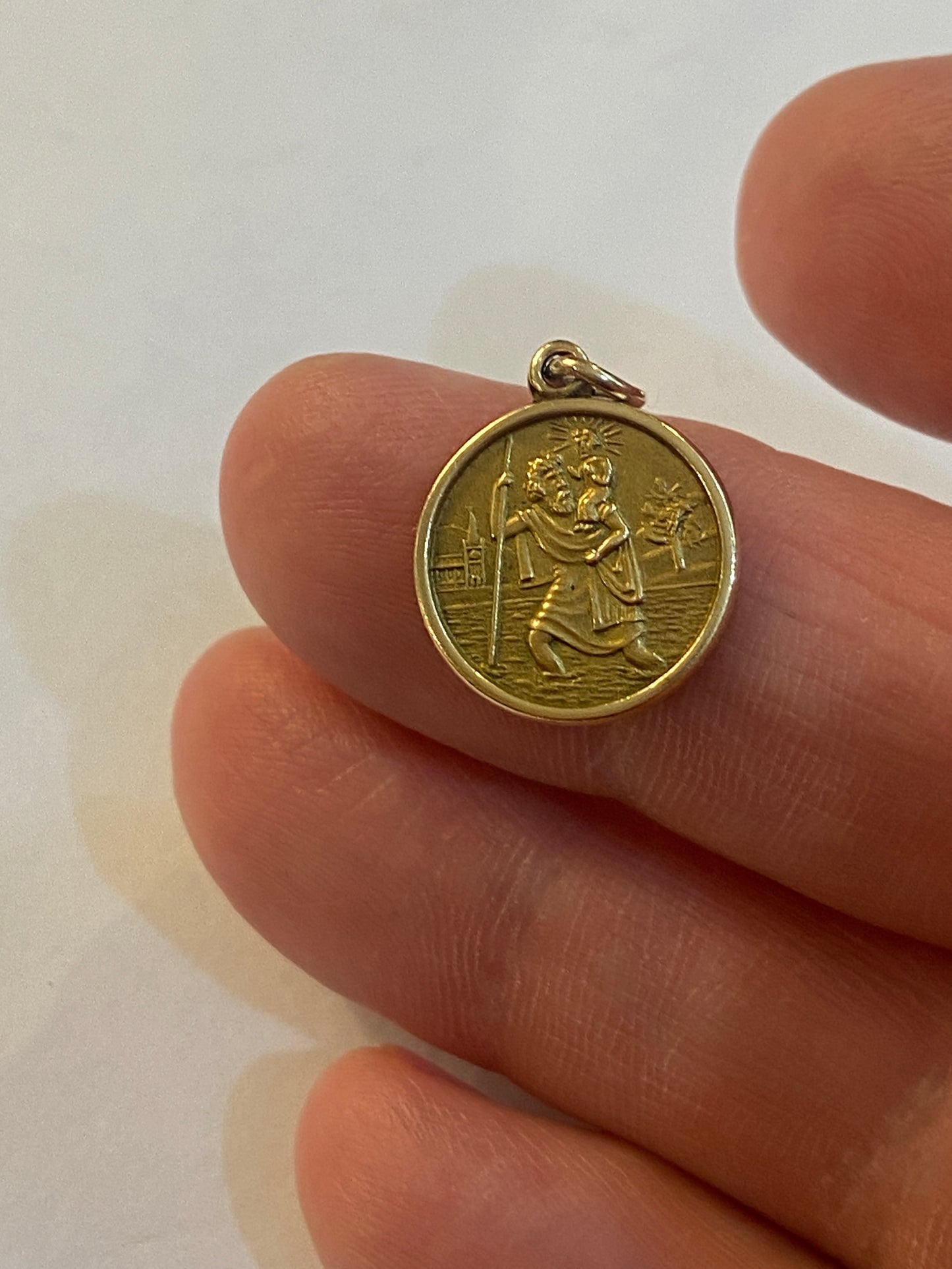 9CT VINTAGE ST CHRISTOPHER CHARM CIRCA 1990