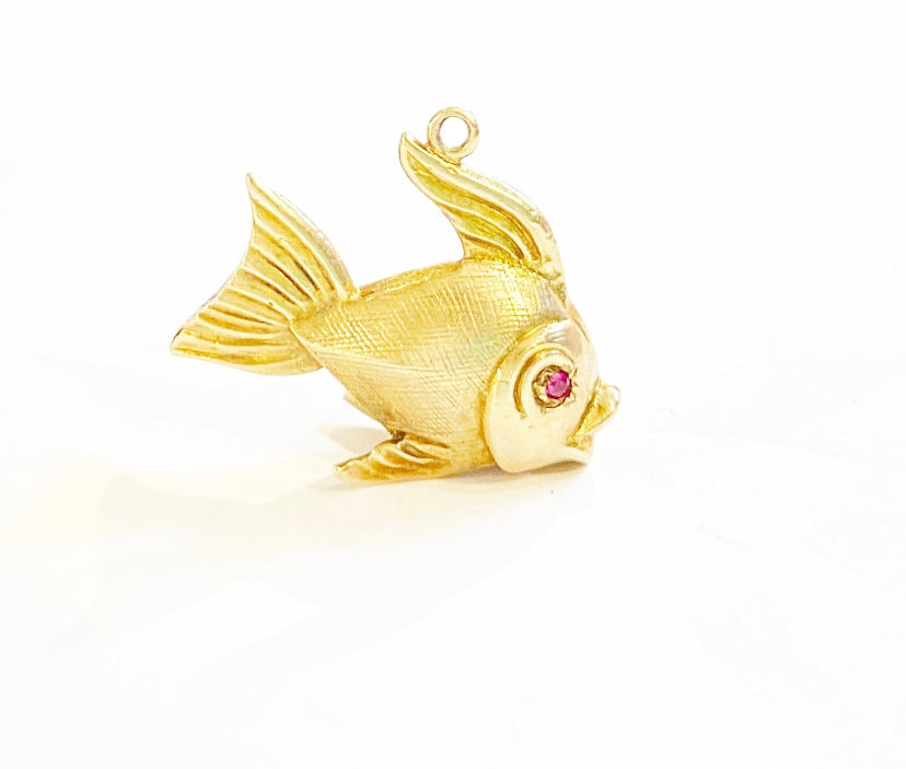 9ct vintage gold fish charm with ruby eyes circa 1967