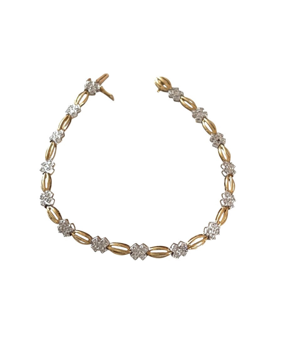 9ct vintage pre owned diamond bracelet 7 inche (18cm) 4.90g