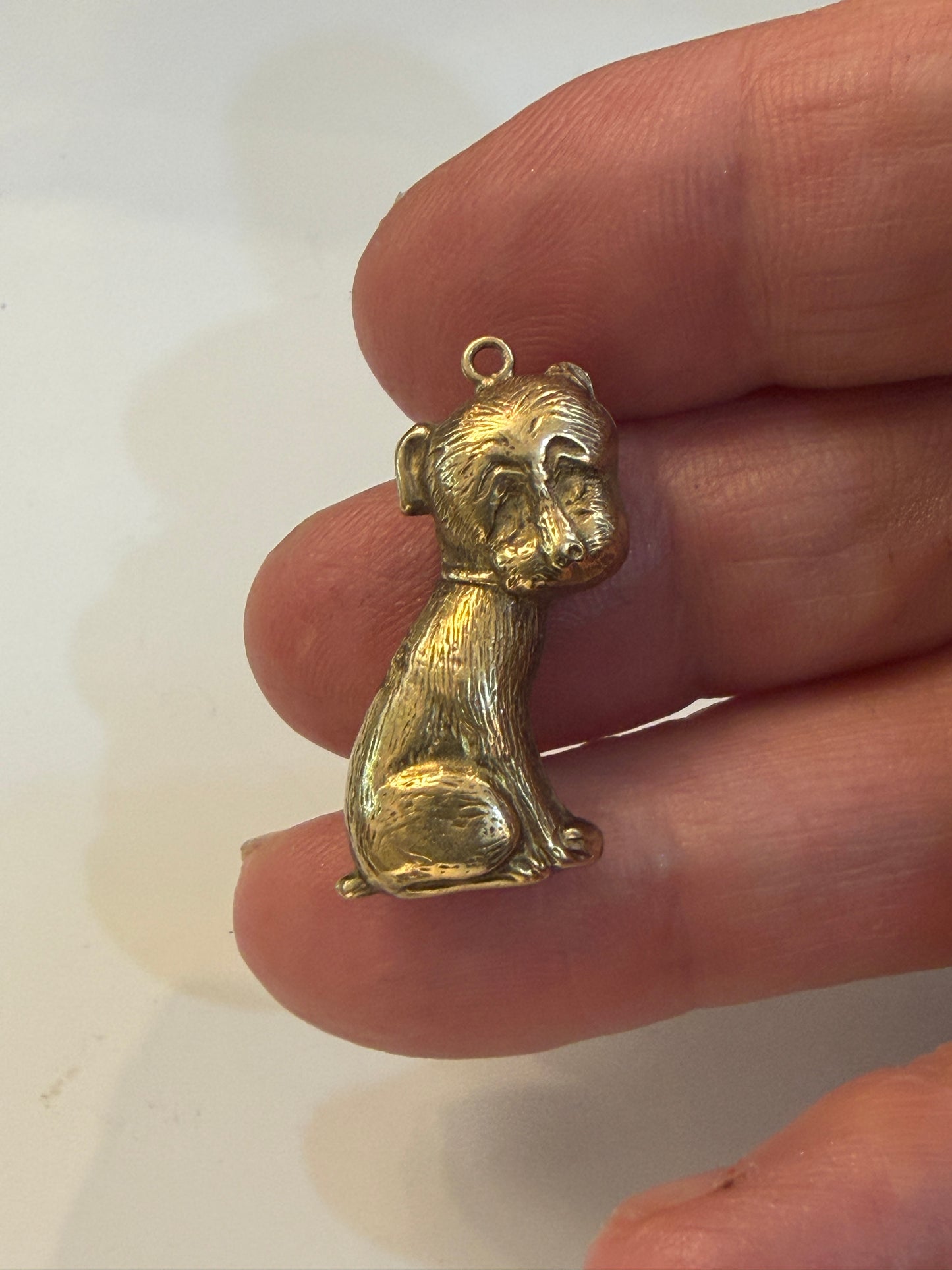 9ct vintage puppy dog charm crica 1965 1.43g