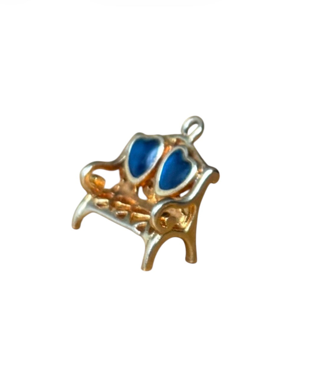 9ct vintage bench charm with tow hearts. circa 1977 1.89g by RP