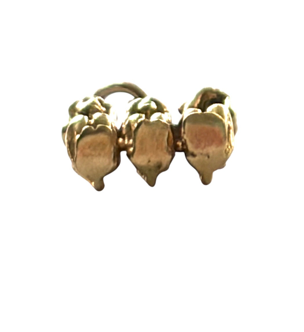 9ct vintage three monkey charm, 3.97g birmingham 1971