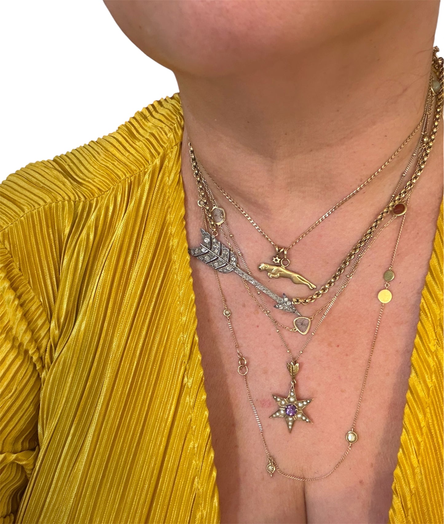 9ct vintage star pendant , with pearls and a central amethyst 3.05g