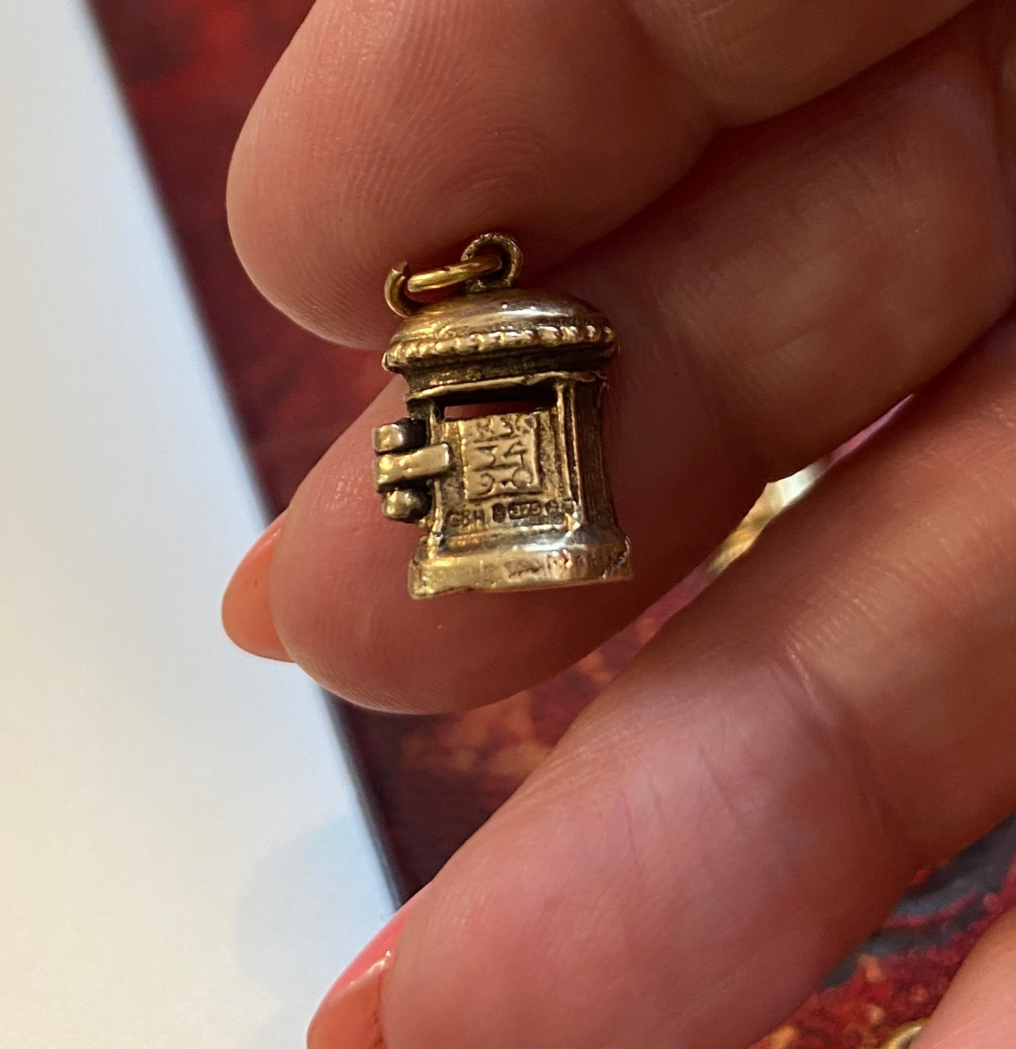 9ct vintage opening post box circa 1965 London