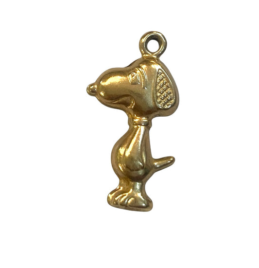 9ct vintage snoopy charm / pendant . hollow