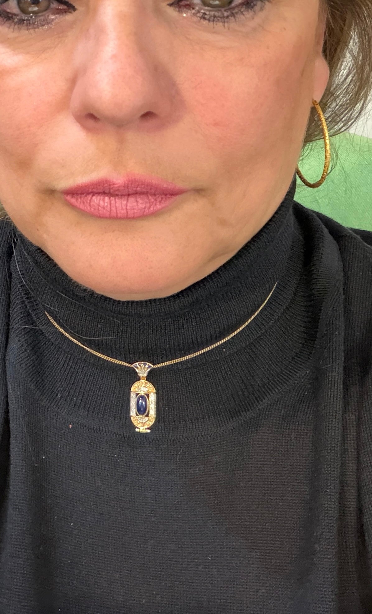 9ct vintage pendant and chain , lapiz and diamonds 16 3/4 inches