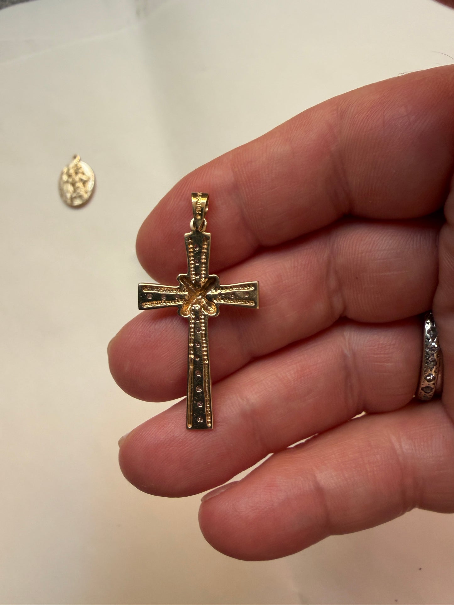 9ct vintage diamond cross 0.25ct diamonds maker SG