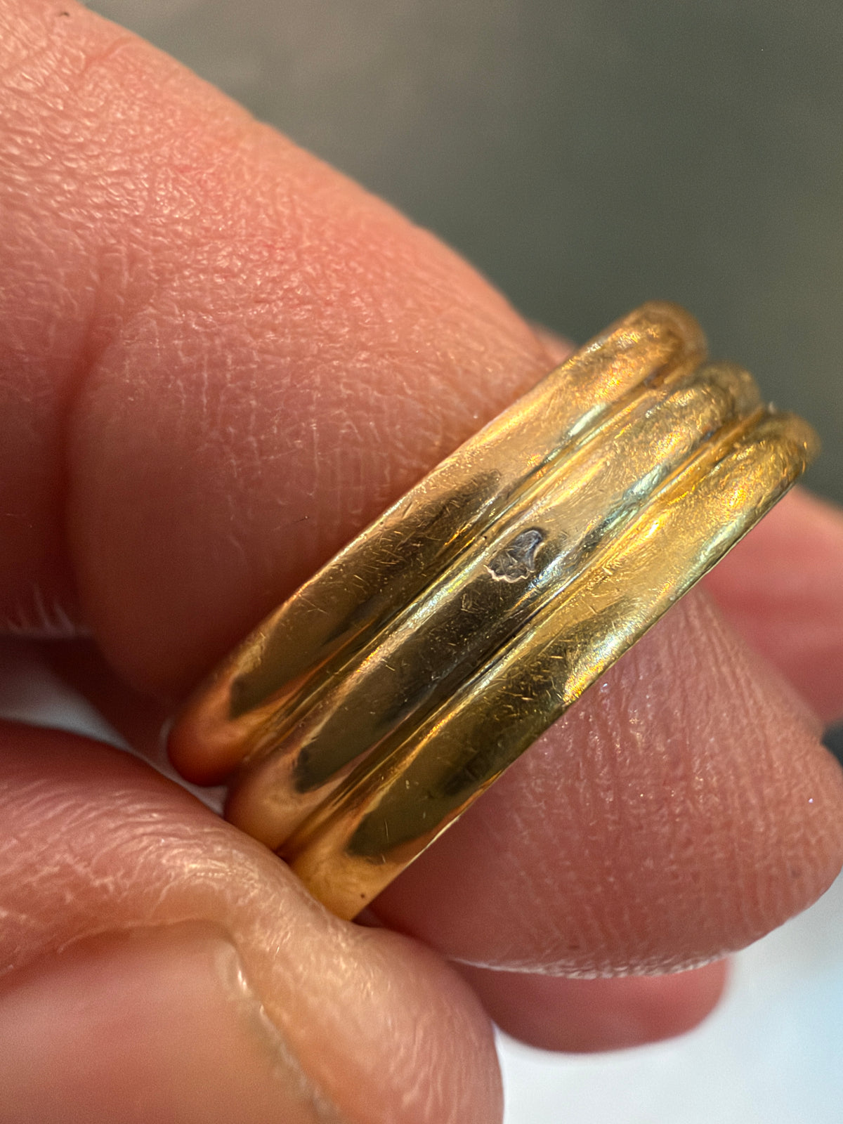 18ct vintage french ring, three colour gold and diamond. ring size M 1/2