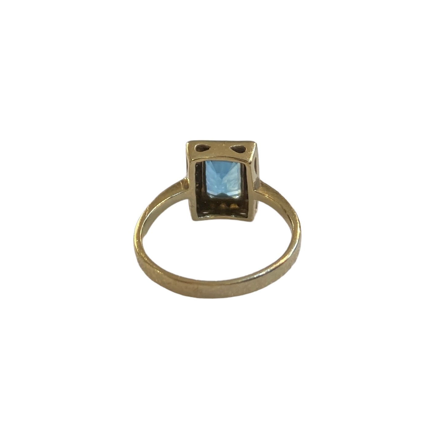 9ct preowned topaz and diamond ring  yellow gold