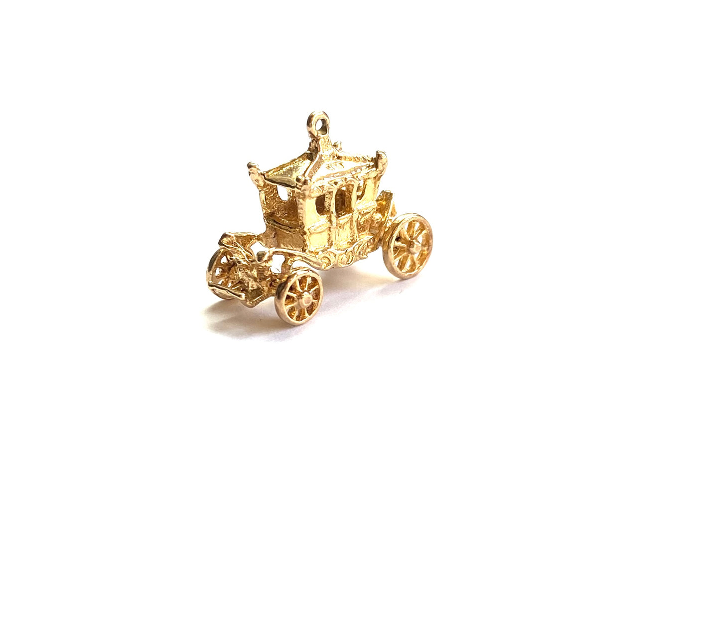 9ct vintage gold queens carriage charm circa 1962