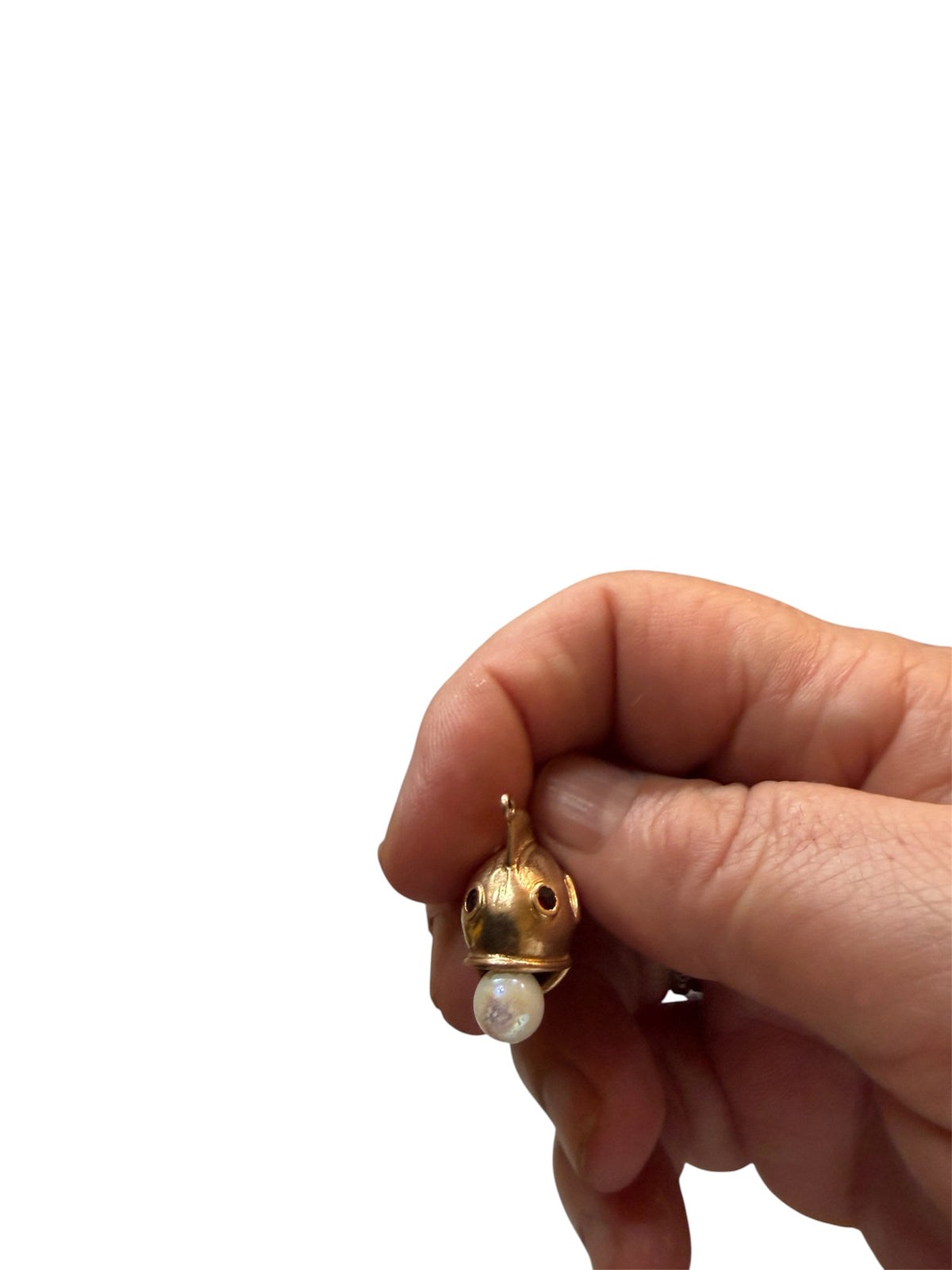 9ct vintage fish charm with imitation pearl in its mouth circa 1966 London 5.75g