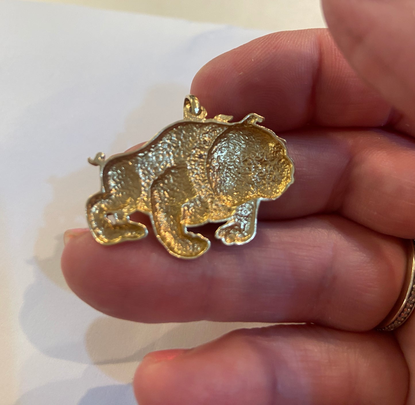 9ct vintage British bulldog charm / pendant with diamond ring